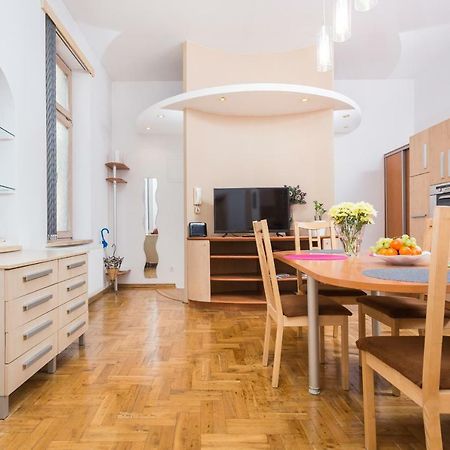 Apartament Avanti Krakow Ngoại thất bức ảnh